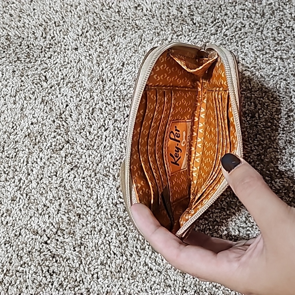 Fossil Wallet - Picture 7 of 12